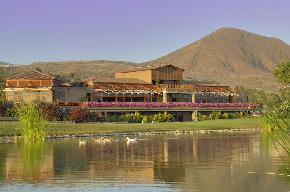 Hotel Madrigueras Golf & - Adults Only